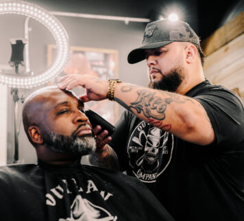 Eli Galindo, barber at Outlaw Barber Company Goose Creek